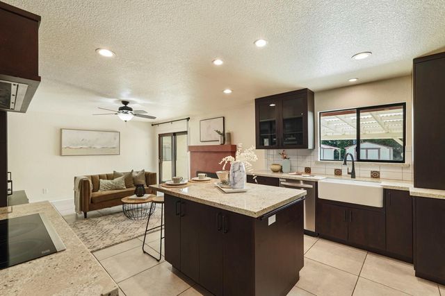 925 Constitution Way, Tracy, CA 95376