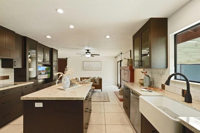 925 Constitution Way, Tracy, CA 95376