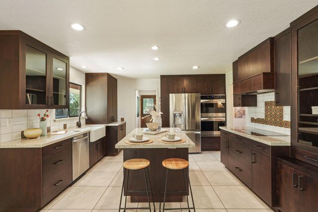 925 Constitution Way, Tracy, CA 95376