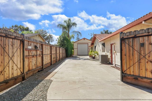 925 Constitution Way, Tracy, CA 95376