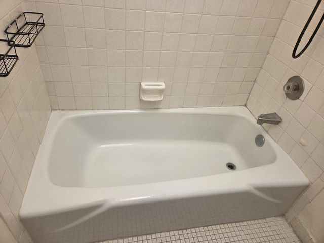 3750 Inverrary Drive 2f, Lauderhill, FL 33319