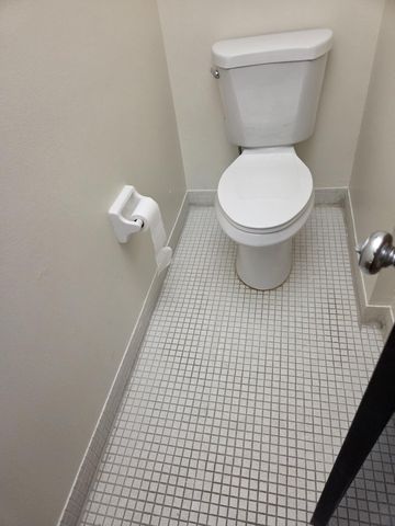 3750 Inverrary Drive 2f, Lauderhill, FL 33319