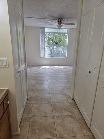 3750 Inverrary Drive 2f, Lauderhill, FL 33319