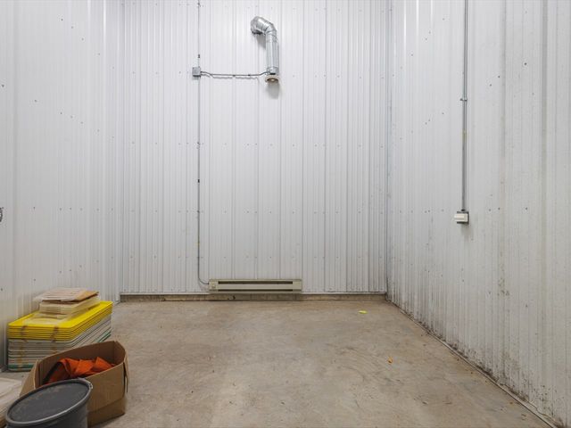 11635 Wange Road, Capron, IL 61012