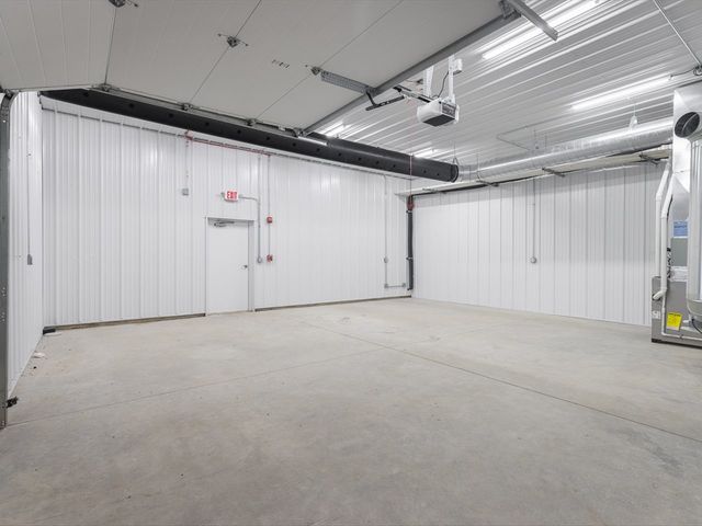 11635 Wange Road, Capron, IL 61012