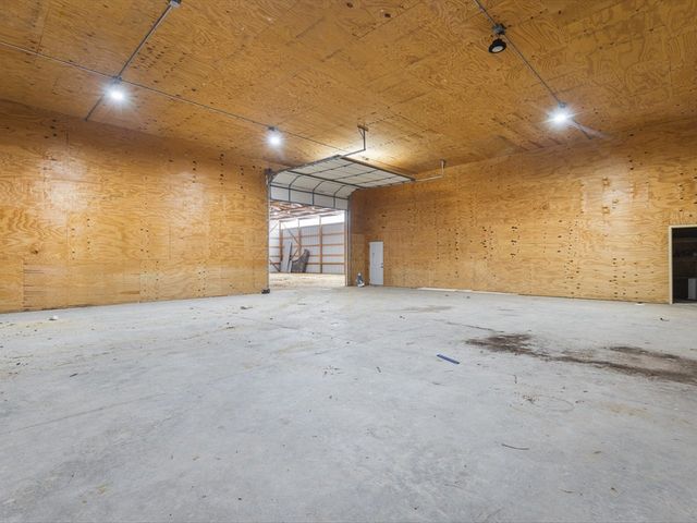 11635 Wange Road, Capron, IL 61012