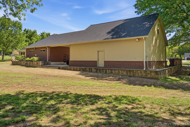 24612 S Wells Ranch Road, Claremore, OK 74019