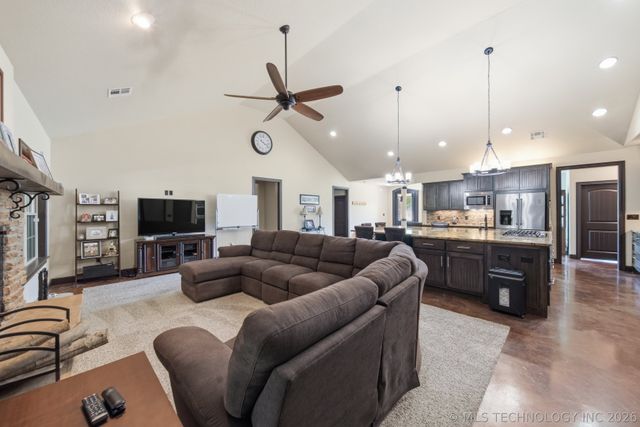 24612 S Wells Ranch Road, Claremore, OK 74019