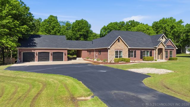 24612 S Wells Ranch Road, Claremore, OK 74019