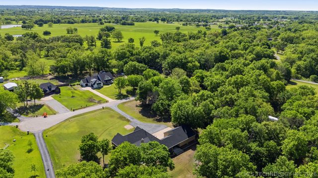 24612 S Wells Ranch Road, Claremore, OK 74019
