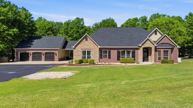 24612 S Wells Ranch Road, Claremore, OK 74019