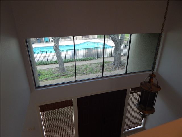 5432 Stonegate Way 16, Corpus Christi, TX 78411