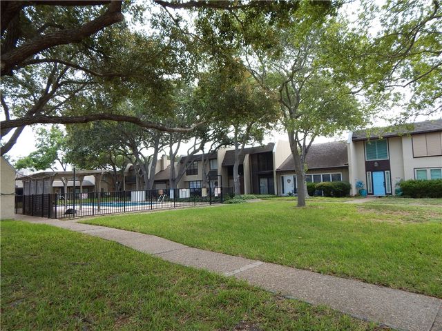 5432 Stonegate Way 16, Corpus Christi, TX 78411