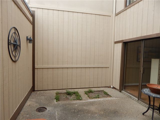 5432 Stonegate Way 16, Corpus Christi, TX 78411