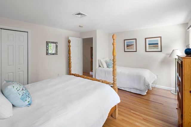 43 C Dark Woods Rd, Edgartown, MA 02539