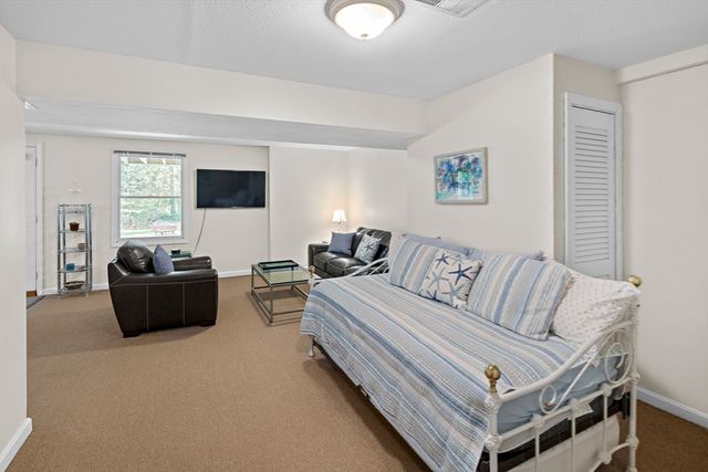 43 C Dark Woods Rd, Edgartown, MA 02539