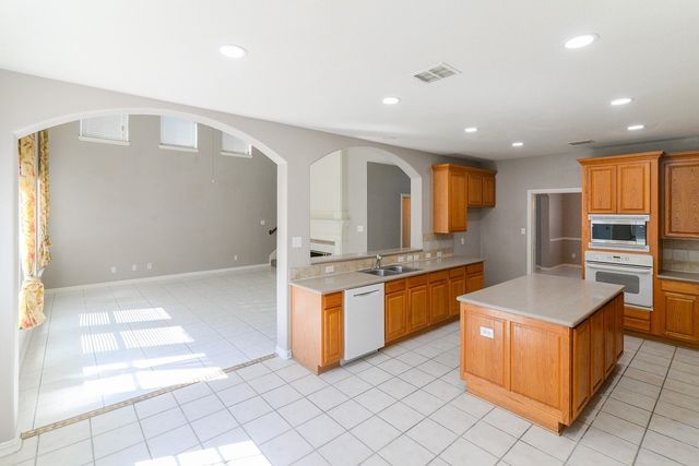 9605 Pinehurst Drive, Rowlett, TX 75089