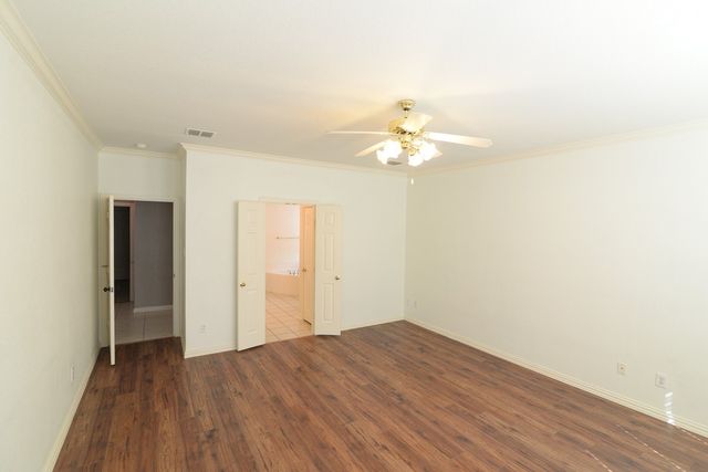 9605 Pinehurst Drive, Rowlett, TX 75089