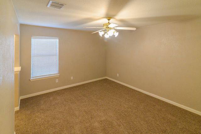 9605 Pinehurst Drive, Rowlett, TX 75089