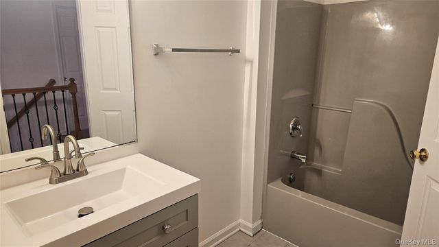 2719 Colonial Drive, New Windsor, NY 12553