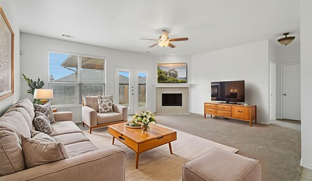 421 Sandy Creek Drive, Fort Worth, TX 76131