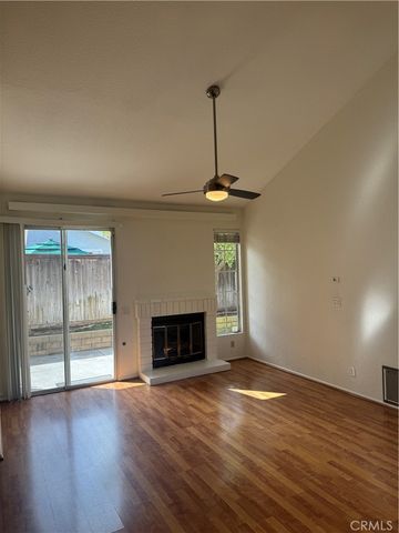 8 New Haven, Irvine, CA 92620
