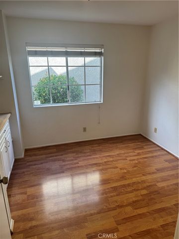 8 New Haven, Irvine, CA 92620