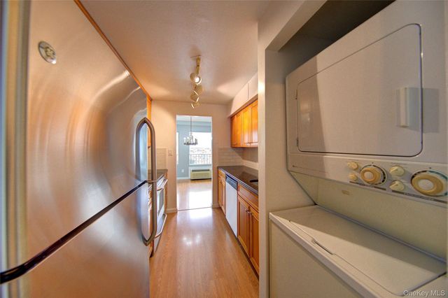 235 W Park Avenue 403, Long Beach, NY 11561