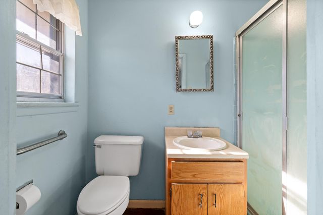 5904 Crestview Drive, Hixson, TN 37343