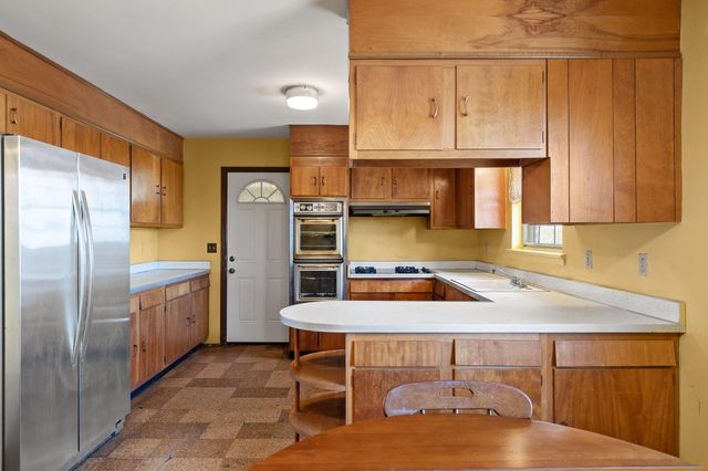 5904 Crestview Drive, Hixson, TN 37343