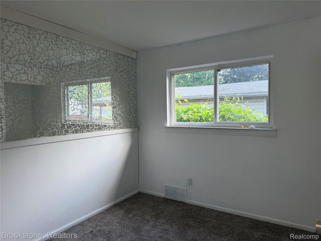 413 Forest Street, Westland, MI 48186