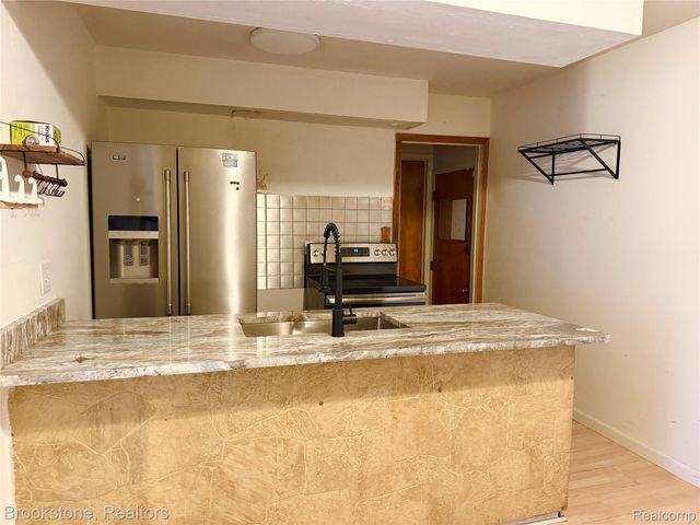 413 Forest Street, Westland, MI 48186