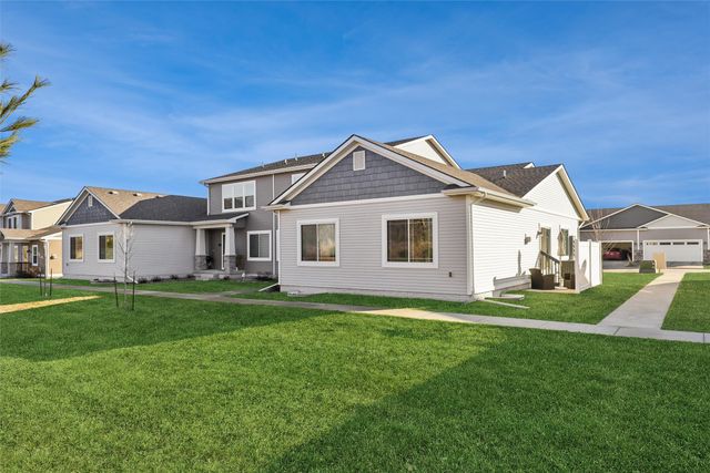 9369 Primo Lane, West Des Moines, IA 50266