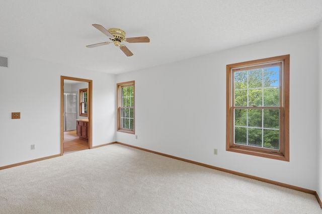 6621 Arlington Court, Chanhassen, MN 55317