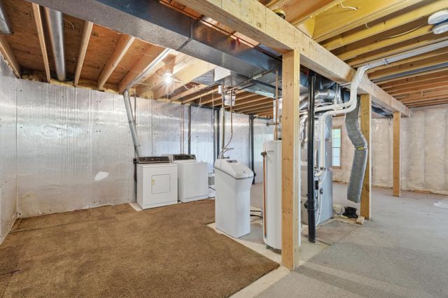 6621 Arlington Court, Chanhassen, MN 55317