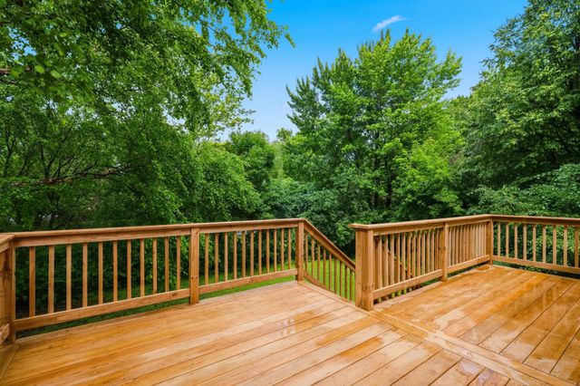 6621 Arlington Court, Chanhassen, MN 55317