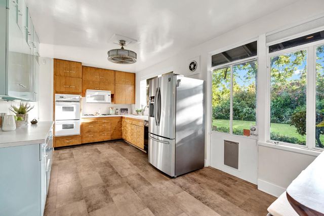 3865 N Wilson Avenue, Fresno, CA 93704