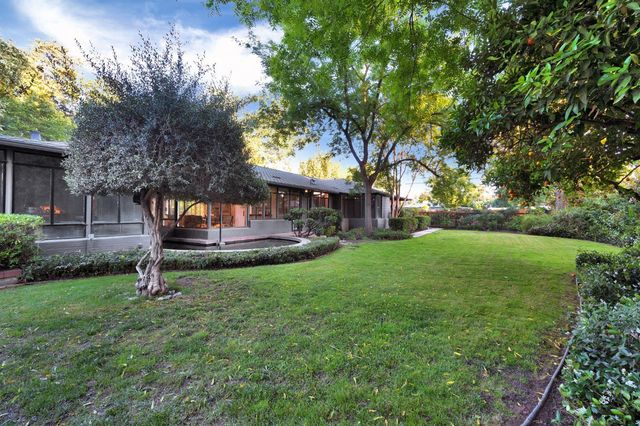 3865 N Wilson Avenue, Fresno, CA 93704