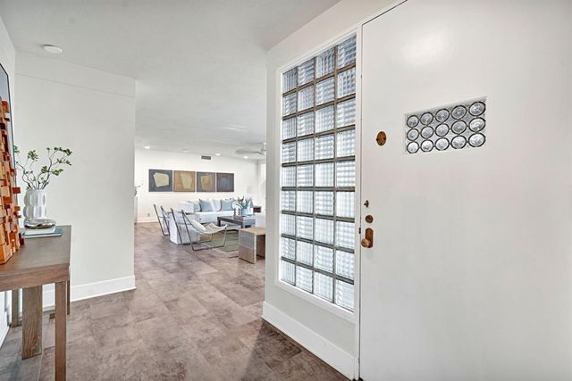 3865 N Wilson Avenue, Fresno, CA 93704