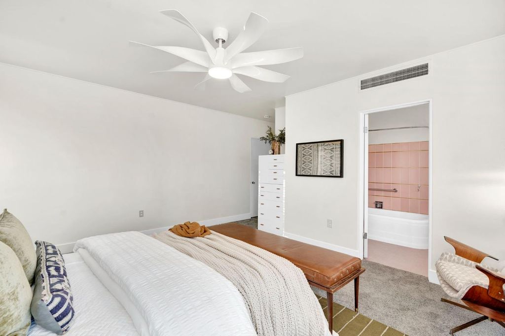 Image 35 of property listing at 3865 N Wilson Avenue, Fresno, CA 93704
