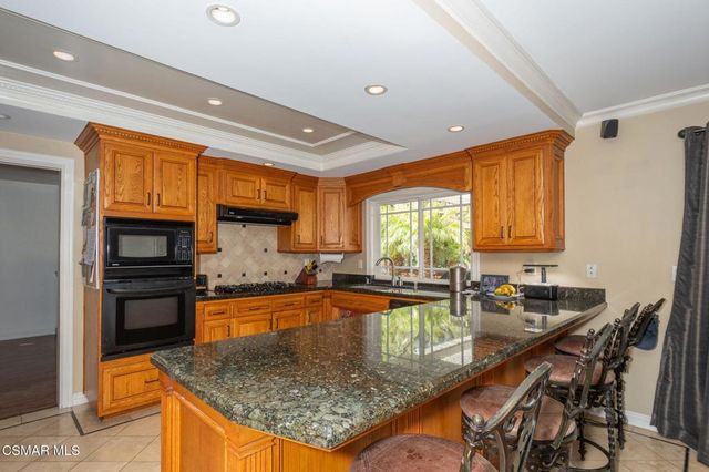 917 Cayo Grande Court, Newbury Park, CA 91320