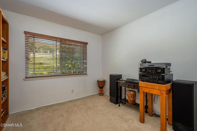 917 Cayo Grande Court, Newbury Park, CA 91320