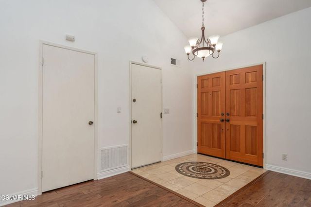 917 Cayo Grande Court, Newbury Park, CA 91320