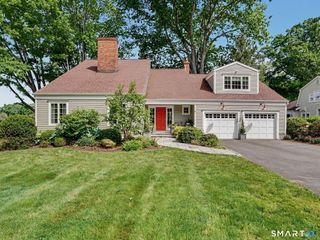 6 Silvermine Woods 6, Wilton, CT 06897