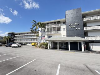 941 Crystal Lake Dr 305, Deerfield Beach, FL 33064