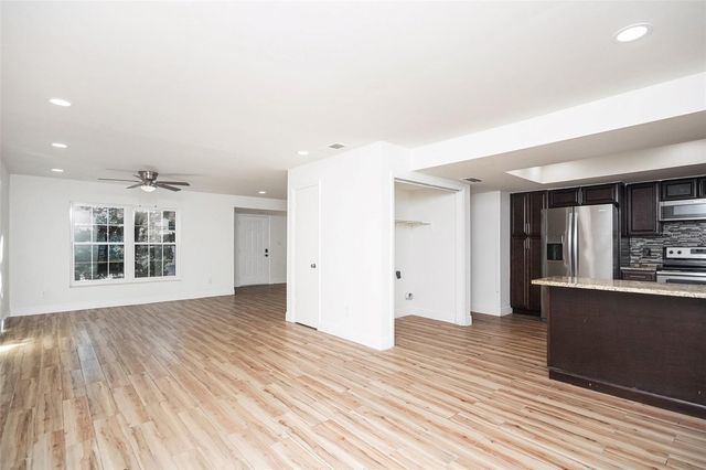 1266 VILLAGE WAY, Orlando, FL 32807