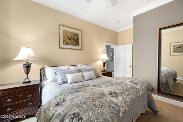124 Walnut Street Apt 607, Wilmington, NC 28401