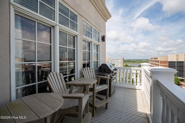 124 Walnut Street Apt 607, Wilmington, NC 28401