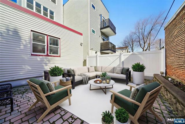 364 New York Avenue 1, Jersey City, NJ 07307