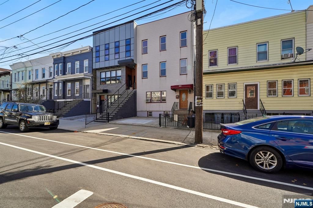 364 New York Avenue 1, Jersey City, NJ 07307